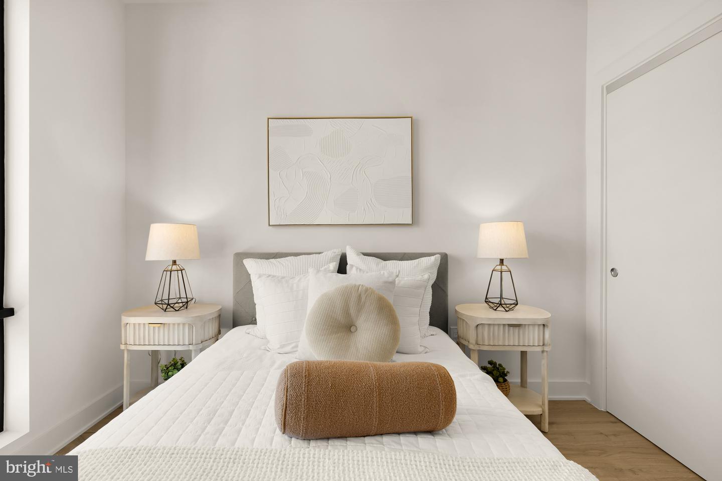 2647 41ST ST NW #4, WASHINGTON, District Of Columbia 20007, 3 Bedrooms Bedrooms, ,2 BathroomsBathrooms,Residential,For sale,2647 41ST ST NW #4,DCDC2230774 MLS # DCDC2230774