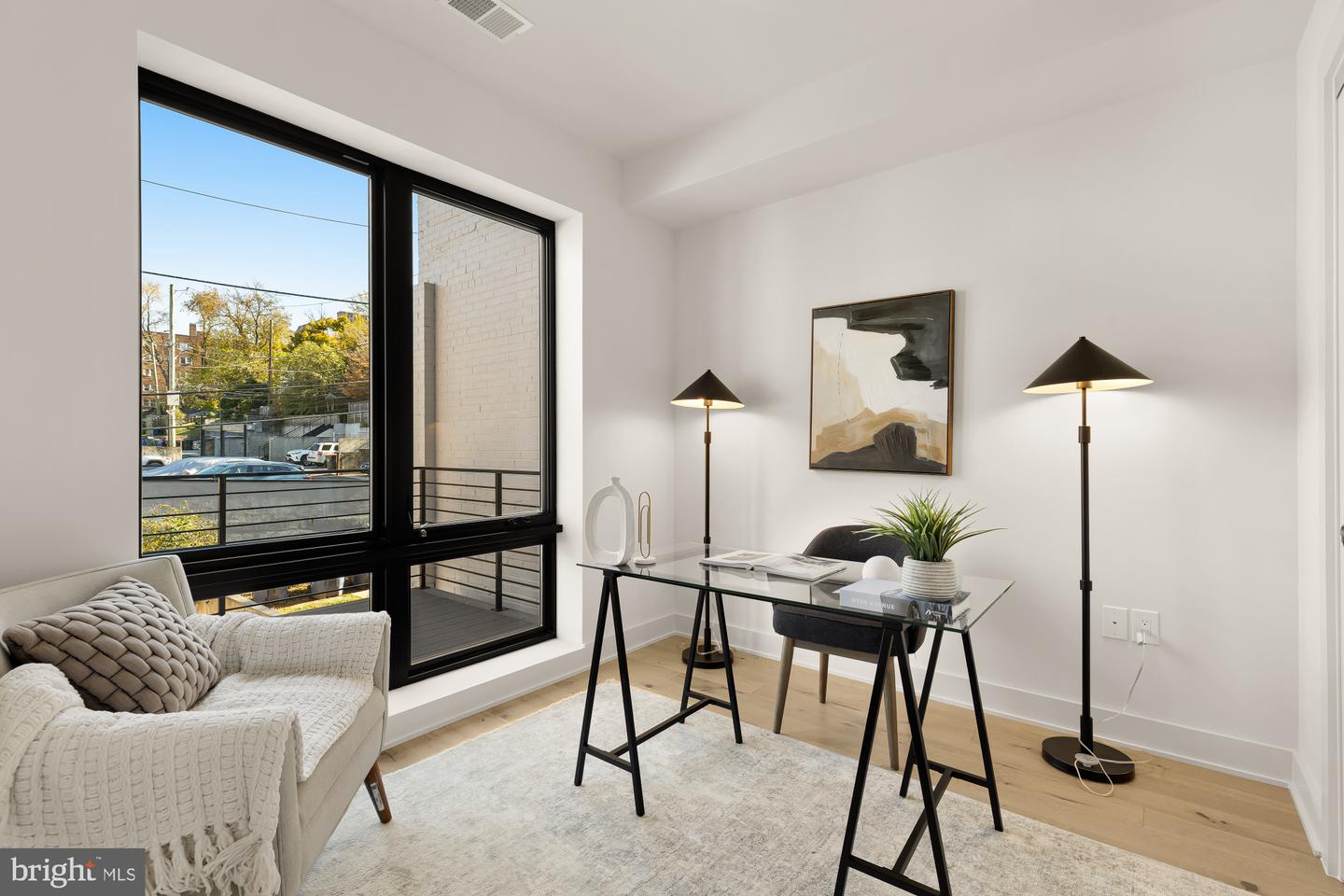 2647 41ST ST NW #4, WASHINGTON, District Of Columbia 20007, 3 Bedrooms Bedrooms, ,2 BathroomsBathrooms,Residential,For sale,2647 41ST ST NW #4,DCDC2230774 MLS # DCDC2230774