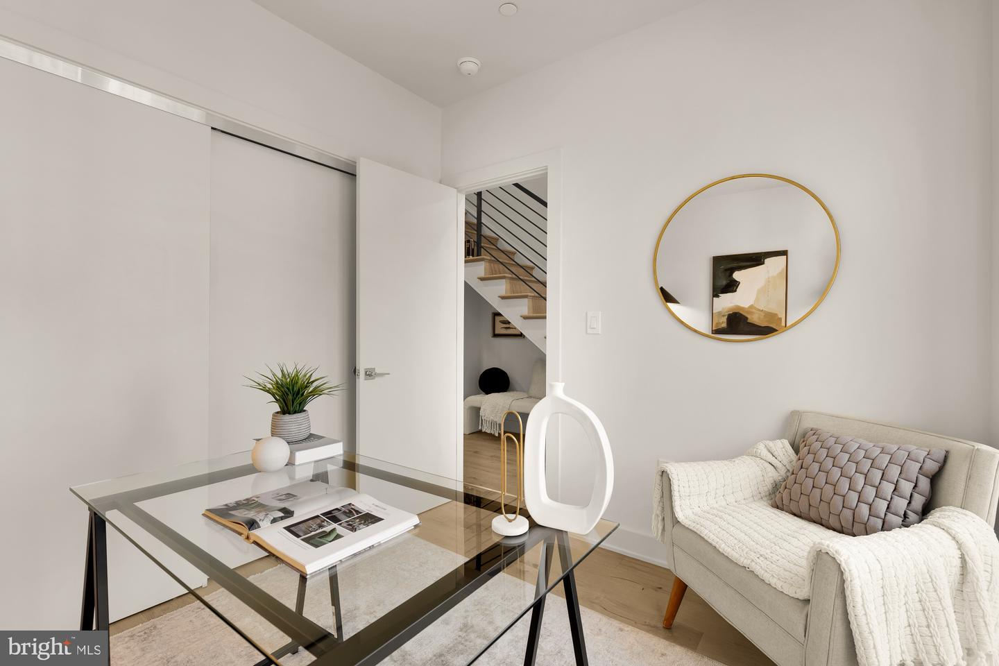 2647 41ST ST NW #4, WASHINGTON, District Of Columbia 20007, 3 Bedrooms Bedrooms, ,2 BathroomsBathrooms,Residential,For sale,2647 41ST ST NW #4,DCDC2230774 MLS # DCDC2230774