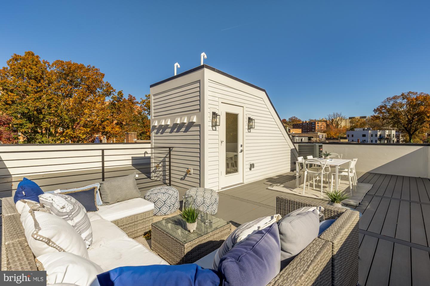 2647 41ST ST NW #4, WASHINGTON, District Of Columbia 20007, 3 Bedrooms Bedrooms, ,2 BathroomsBathrooms,Residential,For sale,2647 41ST ST NW #4,DCDC2230774 MLS # DCDC2230774