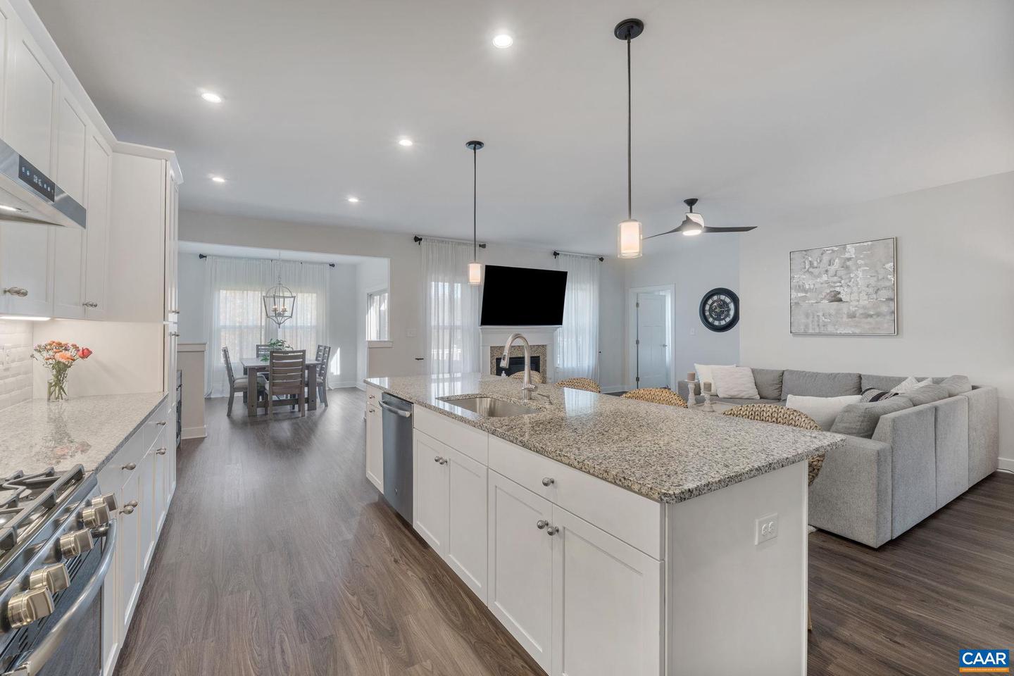 1395 DELPHI LN, CHARLOTTESVILLE, Virginia 22911, 2 Bedrooms Bedrooms, ,3 BathroomsBathrooms,Residential,For sale,1395 DELPHI LN,670805 MLS # 670805