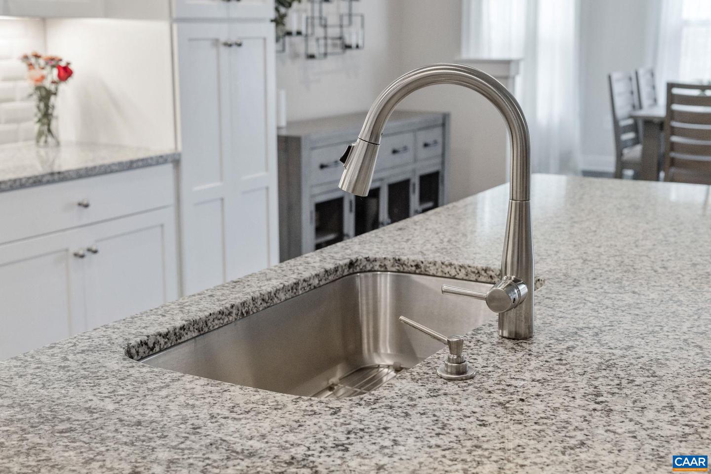 1395 DELPHI LN, CHARLOTTESVILLE, Virginia 22911, 2 Bedrooms Bedrooms, ,3 BathroomsBathrooms,Residential,For sale,1395 DELPHI LN,670805 MLS # 670805