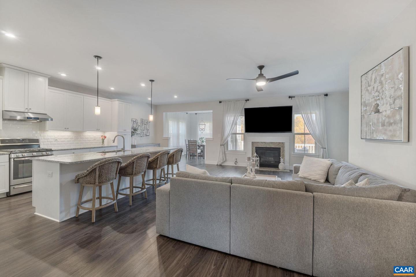 1395 DELPHI LN, CHARLOTTESVILLE, Virginia 22911, 2 Bedrooms Bedrooms, ,3 BathroomsBathrooms,Residential,For sale,1395 DELPHI LN,670805 MLS # 670805