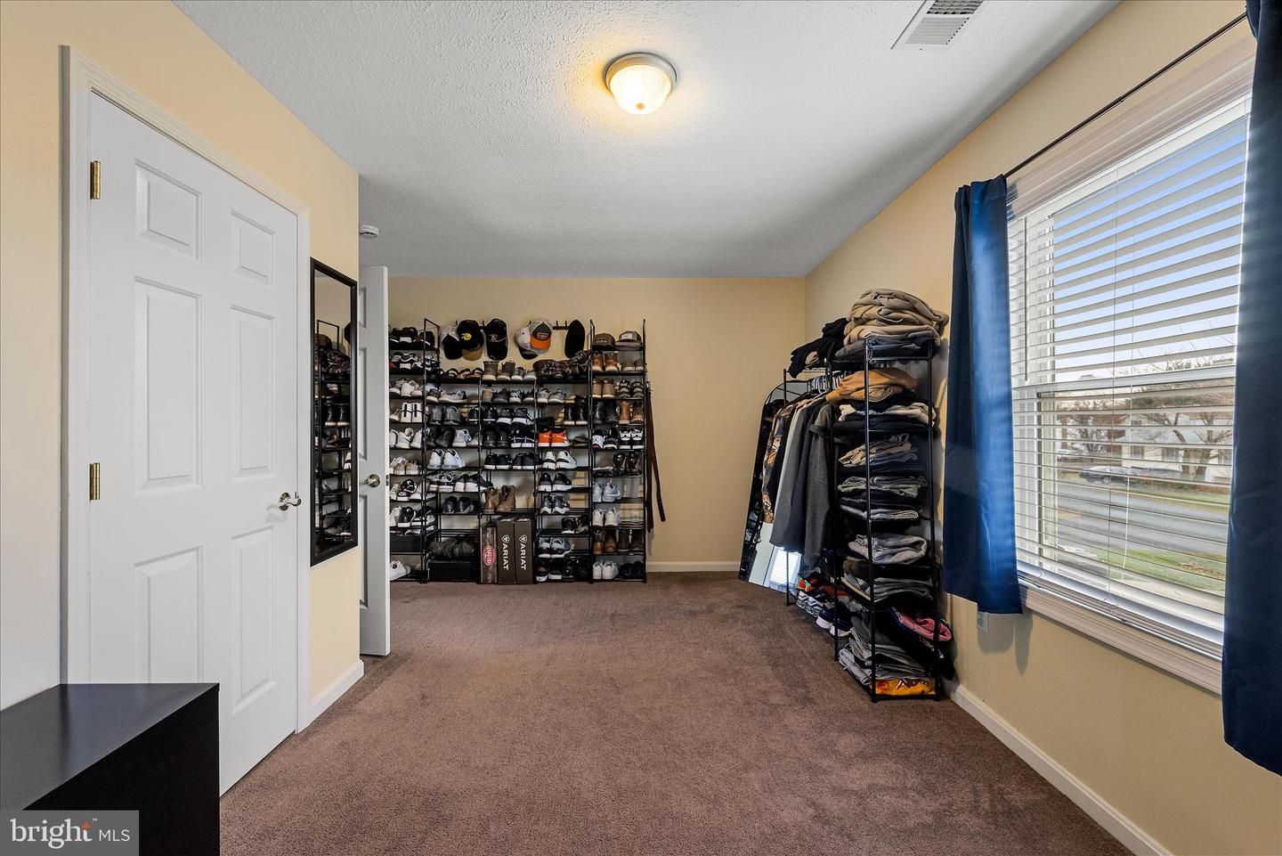 207 KILLDEER RD, STEPHENS CITY, Virginia 22655, 3 Bedrooms Bedrooms, ,2 BathroomsBathrooms,Residential,For sale,207 KILLDEER RD,VAFV2037930 MLS # VAFV2037930 207 KILLDEER RD, STEPHENS CITY, Virginia 22655, 3 Bedrooms Bedrooms, ,2 BathroomsBathrooms,Residential,For sale,207 KILLDEER RD,VAFV2037930 MLS # VAFV2037930