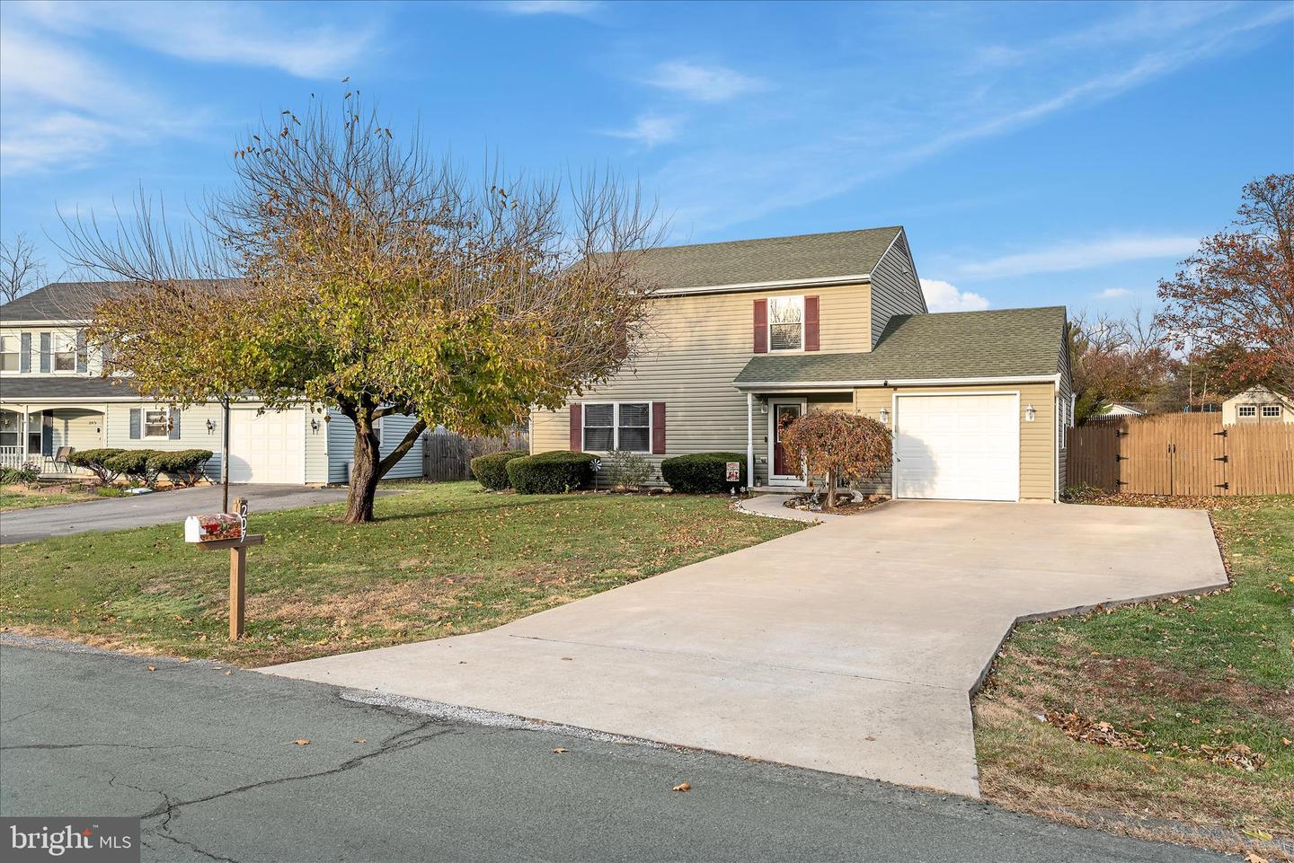 207 KILLDEER RD, STEPHENS CITY, Virginia 22655, 3 Bedrooms Bedrooms, ,2 BathroomsBathrooms,Residential,For sale,207 KILLDEER RD,VAFV2037930 MLS # VAFV2037930 207 KILLDEER RD, STEPHENS CITY, Virginia 22655, 3 Bedrooms Bedrooms, ,2 BathroomsBathrooms,Residential,For sale,207 KILLDEER RD,VAFV2037930 MLS # VAFV2037930
