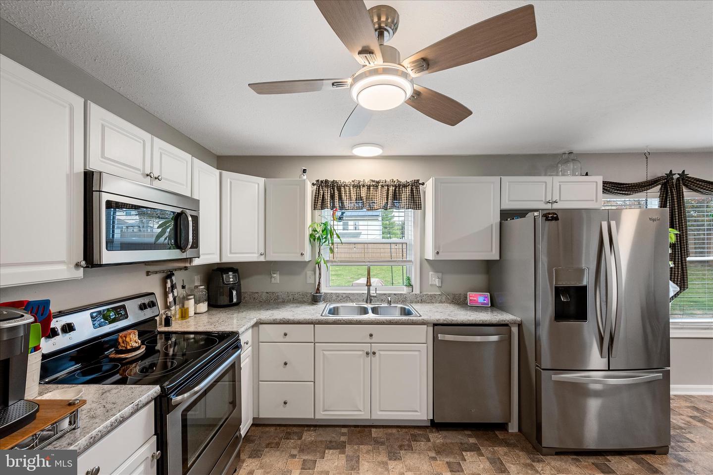 207 KILLDEER RD, STEPHENS CITY, Virginia 22655, 3 Bedrooms Bedrooms, ,2 BathroomsBathrooms,Residential,For sale,207 KILLDEER RD,VAFV2037930 MLS # VAFV2037930 207 KILLDEER RD, STEPHENS CITY, Virginia 22655, 3 Bedrooms Bedrooms, ,2 BathroomsBathrooms,Residential,For sale,207 KILLDEER RD,VAFV2037930 MLS # VAFV2037930