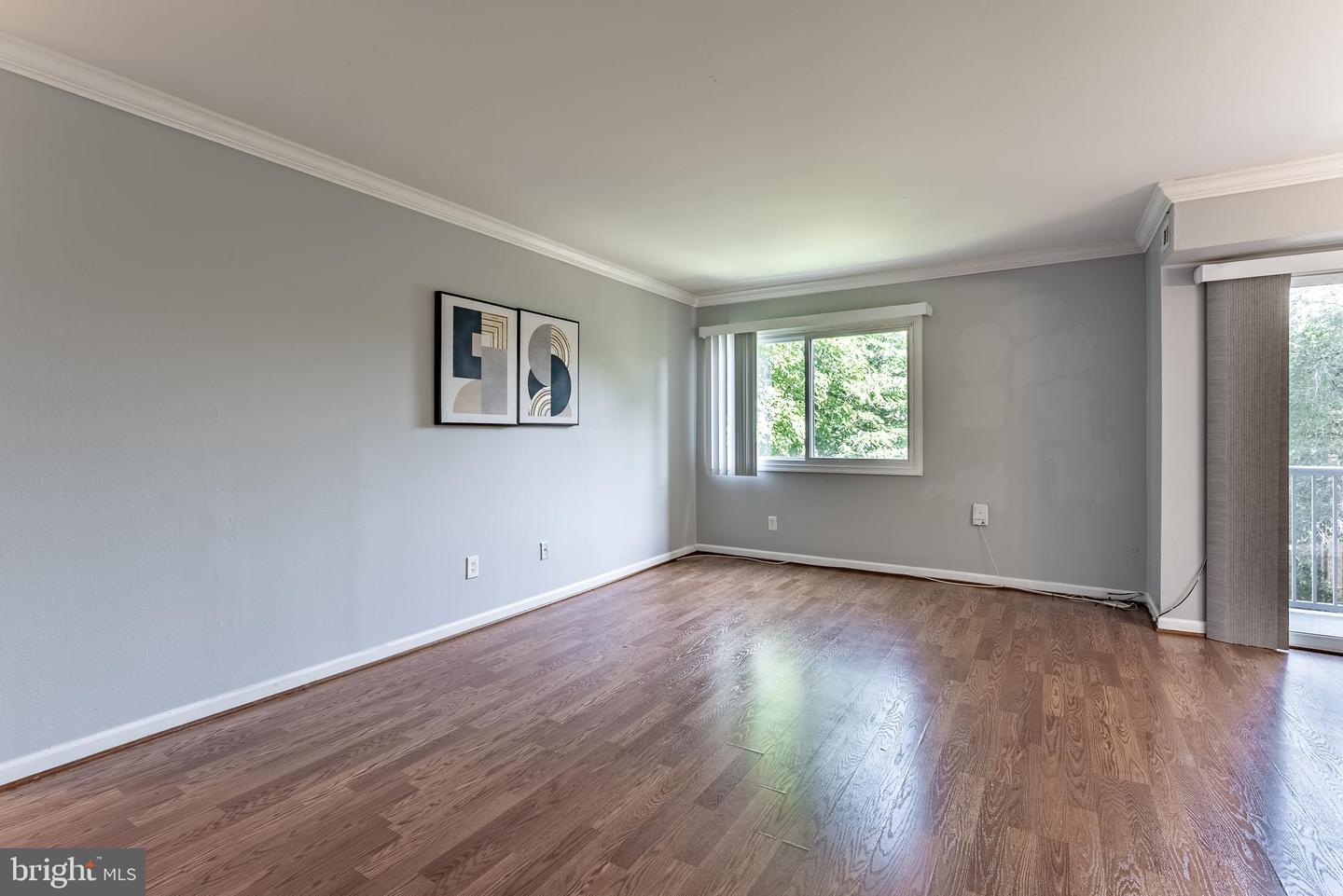 2908 KINGS CHAPEL RD #03/12, FALLS CHURCH, Virginia 22042, 2 Bedrooms Bedrooms, ,1 BathroomBathrooms,Residential,For sale,2908 KINGS CHAPEL RD #03/12,VAFX2278206 MLS # VAFX2278206