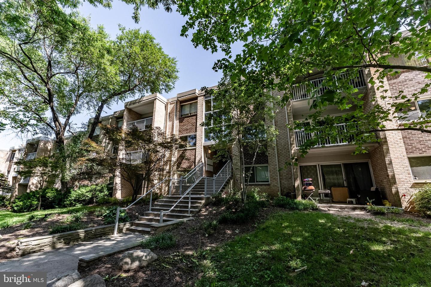 2908 KINGS CHAPEL RD #03/12, FALLS CHURCH, Virginia 22042, 2 Bedrooms Bedrooms, ,1 BathroomBathrooms,Residential,For sale,2908 KINGS CHAPEL RD #03/12,VAFX2278206 MLS # VAFX2278206