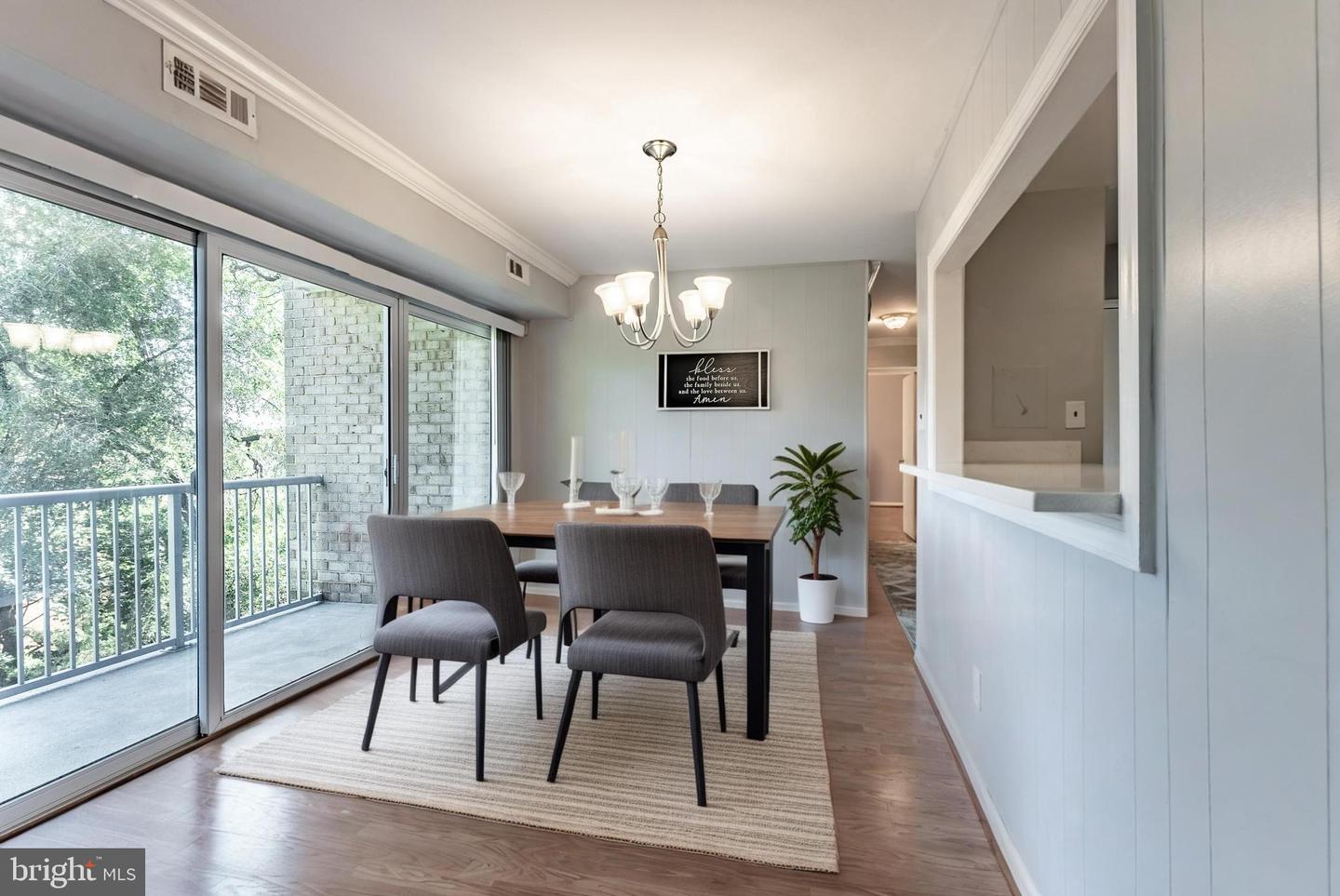 2908 KINGS CHAPEL RD #03/12, FALLS CHURCH, Virginia 22042, 2 Bedrooms Bedrooms, ,1 BathroomBathrooms,Residential,For sale,2908 KINGS CHAPEL RD #03/12,VAFX2278206 MLS # VAFX2278206