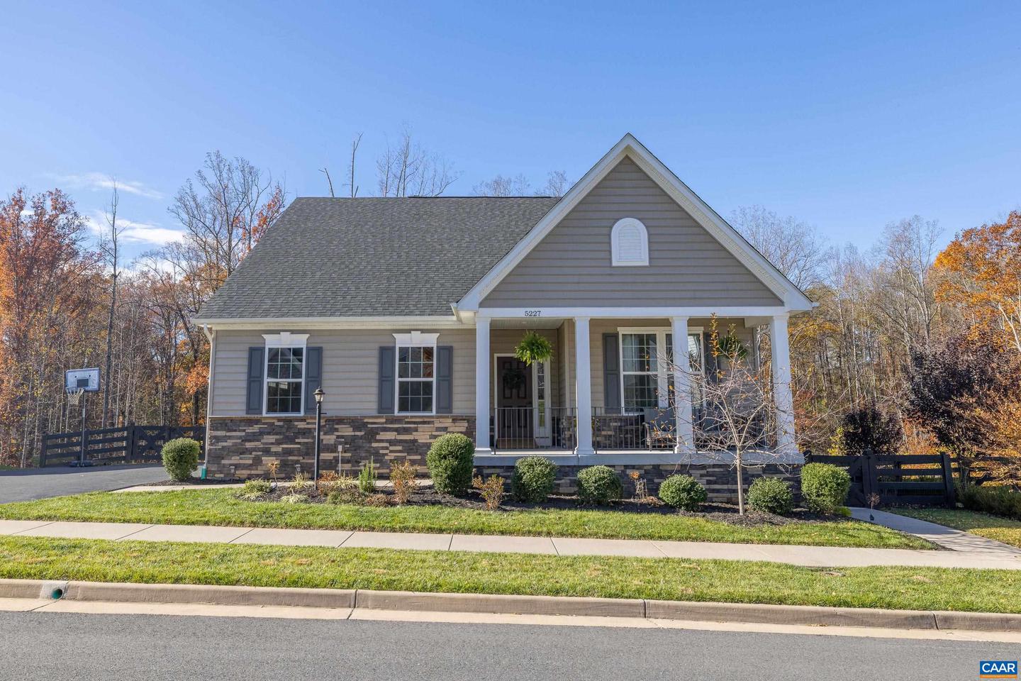 5227 SPARROW HILL LN, CHARLOTTESVILLE, Virginia 22903, 3 Bedrooms Bedrooms, ,3 BathroomsBathrooms,Residential,For sale,5227 SPARROW HILL LN,670810 MLS # 670810