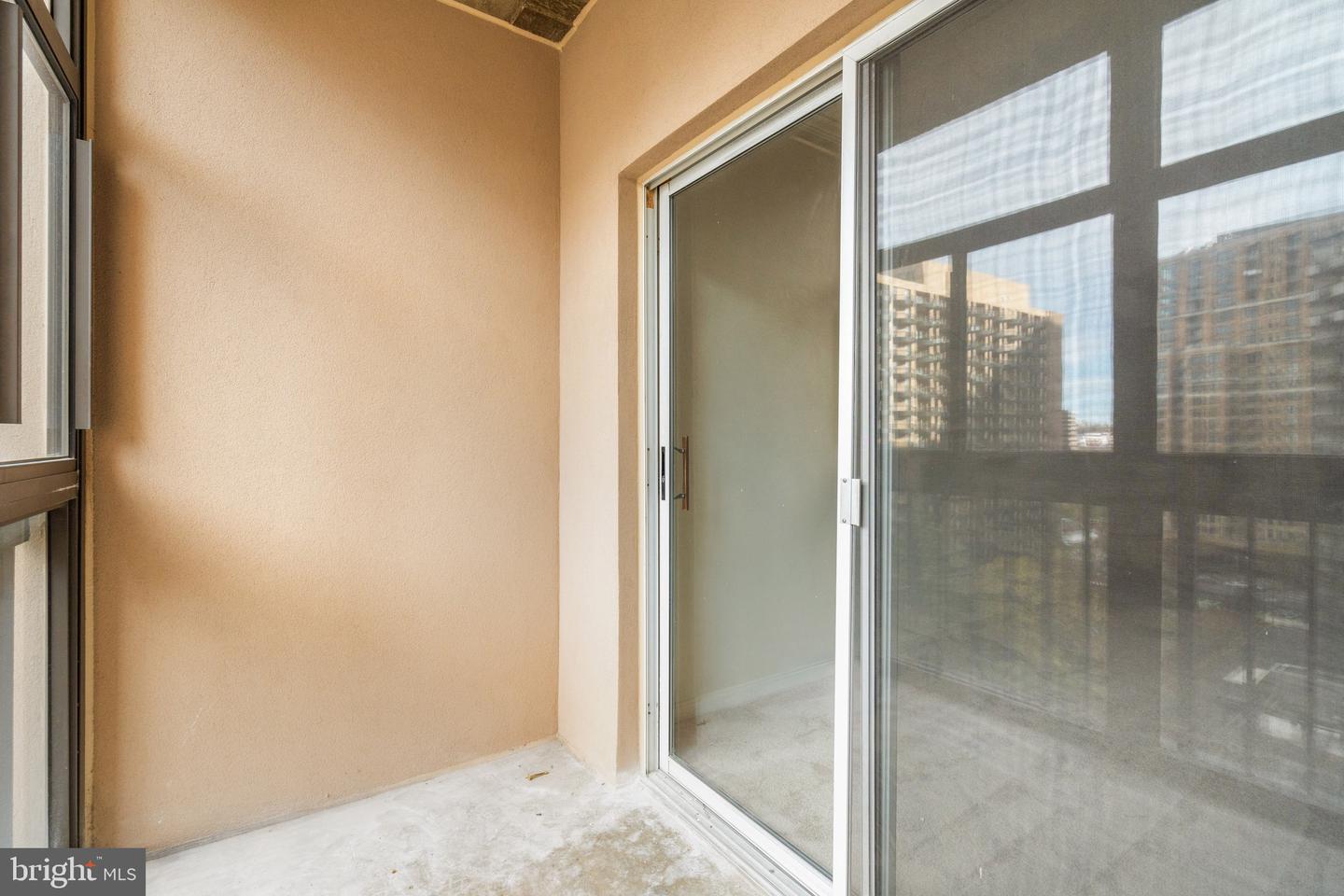 1211 S EADS ST #1009, ARLINGTON, Virginia 22202, 1 Bedroom Bedrooms, ,1 BathroomBathrooms,Residential,For sale,1211 S EADS ST #1009,VAAR2065818 MLS # VAAR2065818