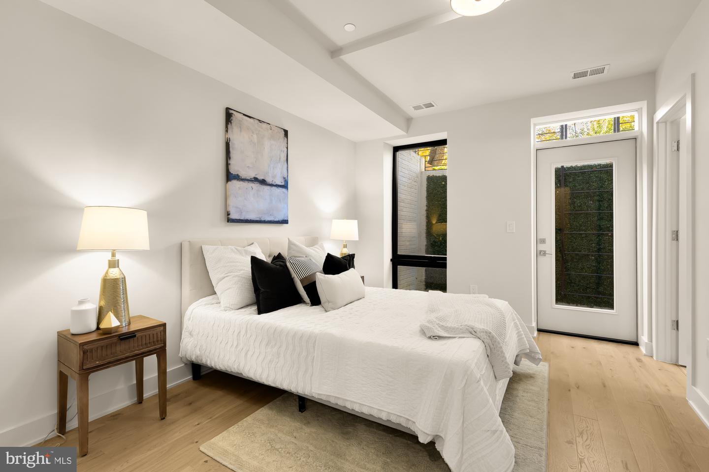 2647 41ST ST NW #2, WASHINGTON, District Of Columbia 20007, 3 Bedrooms Bedrooms, ,2 BathroomsBathrooms,Residential,For sale,2647 41ST ST NW #2,DCDC2230840 MLS # DCDC2230840