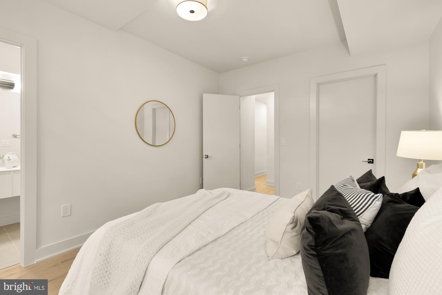 2647 41ST ST NW #2, WASHINGTON, District Of Columbia 20007, 3 Bedrooms Bedrooms, ,2 BathroomsBathrooms,Residential,For sale,2647 41ST ST NW #2,DCDC2230840 MLS # DCDC2230840