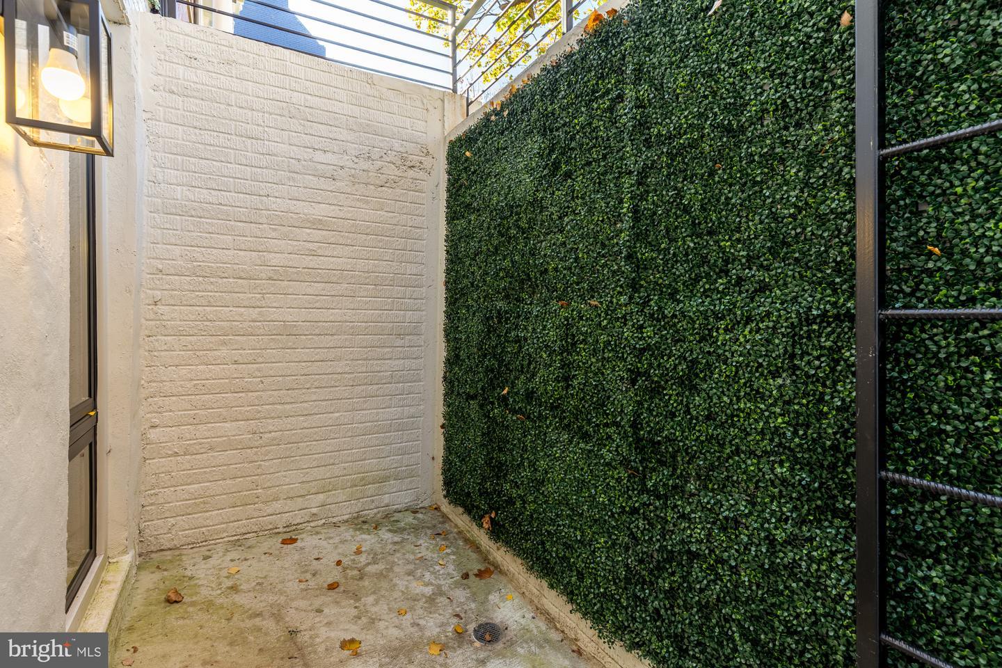 2647 41ST ST NW #2, WASHINGTON, District Of Columbia 20007, 3 Bedrooms Bedrooms, ,2 BathroomsBathrooms,Residential,For sale,2647 41ST ST NW #2,DCDC2230840 MLS # DCDC2230840