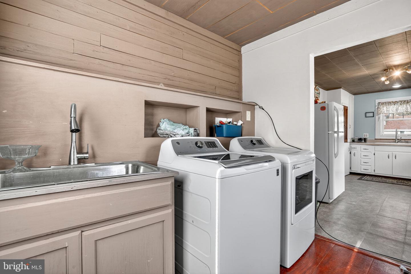 7363 ANDREWS LN, CHINCOTEAGUE ISLAND, Virginia 23336, 1 Bedroom Bedrooms, ,1 BathroomBathrooms,Residential,For sale,7363 ANDREWS LN,VAAC2002362 MLS # VAAC2002362