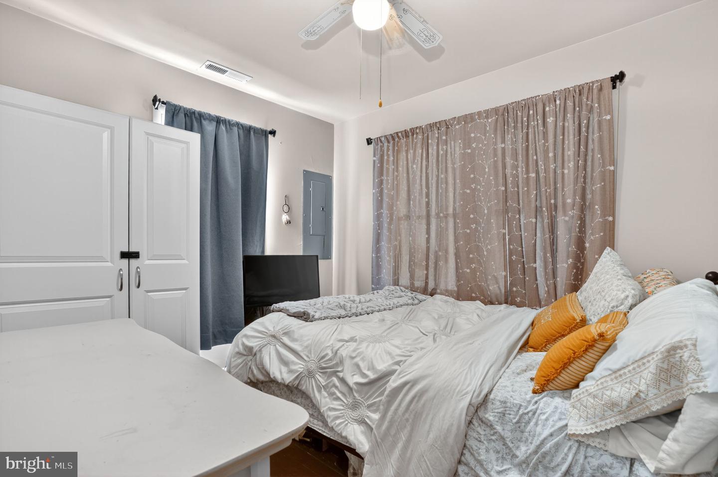 7363 ANDREWS LN, CHINCOTEAGUE ISLAND, Virginia 23336, 1 Bedroom Bedrooms, ,1 BathroomBathrooms,Residential,For sale,7363 ANDREWS LN,VAAC2002362 MLS # VAAC2002362