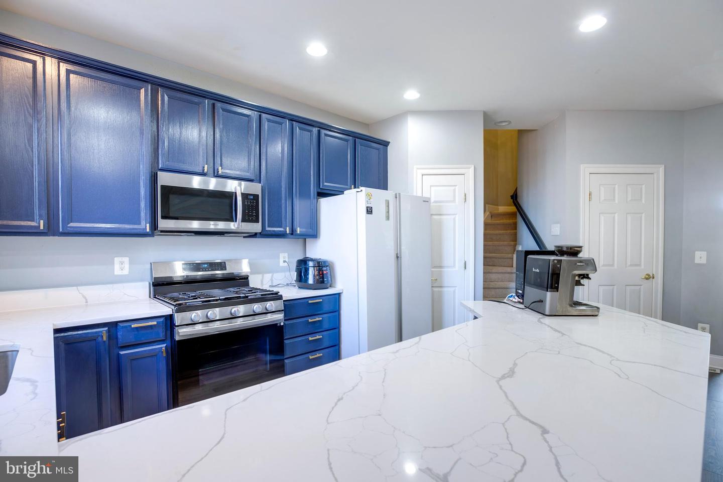 6907 STANWICK SQ, GAINESVILLE, Virginia 20155, 3 Bedrooms Bedrooms, ,2 BathroomsBathrooms,Residential,For sale,6907 STANWICK SQ,VAPW2107470 MLS # VAPW2107470