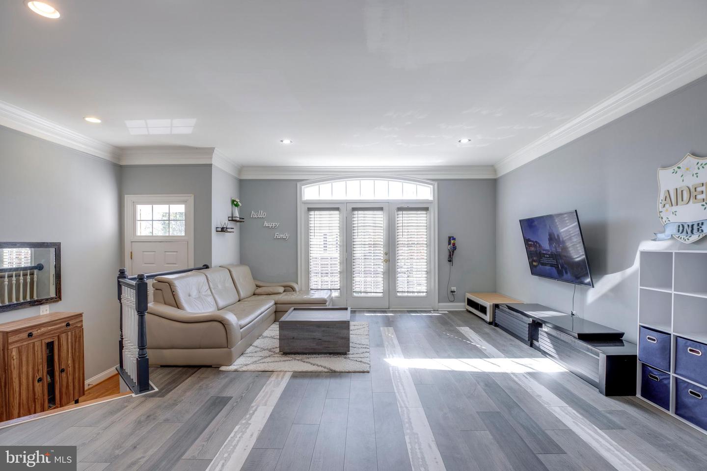 6907 STANWICK SQ, GAINESVILLE, Virginia 20155, 3 Bedrooms Bedrooms, ,2 BathroomsBathrooms,Residential,For sale,6907 STANWICK SQ,VAPW2107470 MLS # VAPW2107470