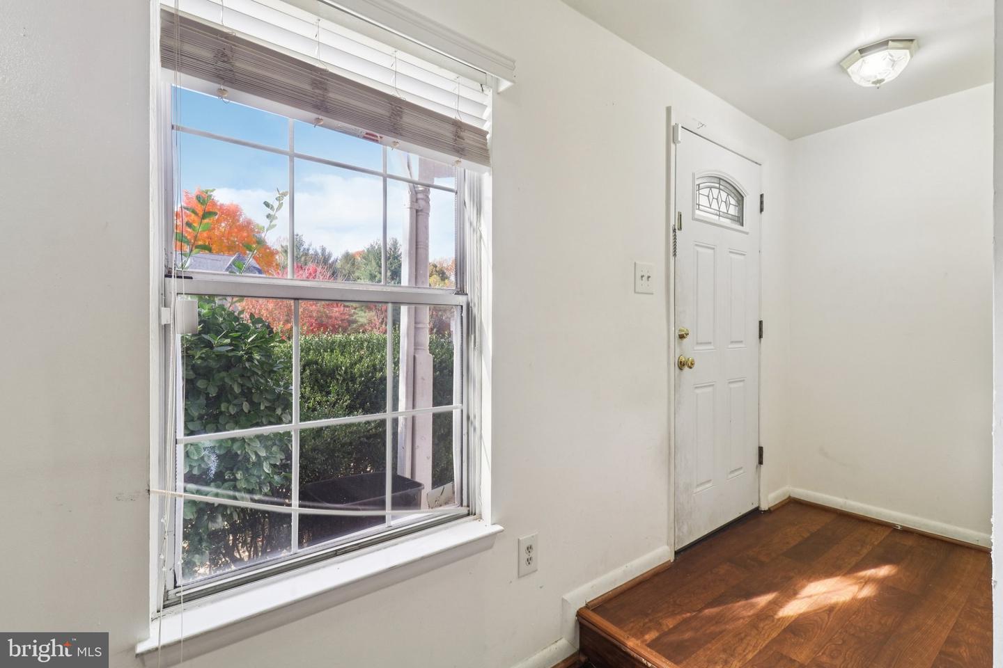 15037 CATALPA CT, WOODBRIDGE, Virginia 22193, 3 Bedrooms Bedrooms, ,2 BathroomsBathrooms,Residential,For sale,15037 CATALPA CT,VAPW2107494 MLS # VAPW2107494