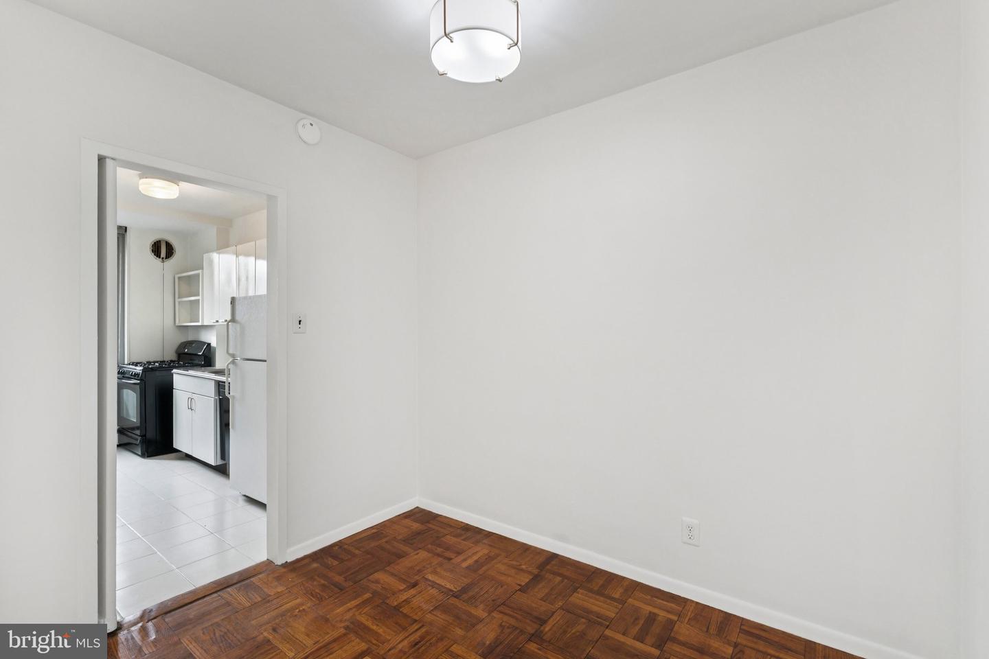 4200 CATHEDRAL AVE NW #815, WASHINGTON, District Of Columbia 20016, 1 Bedroom Bedrooms, ,1 BathroomBathrooms,Residential,For sale,4200 CATHEDRAL AVE NW #815,DCDC2230966 MLS # DCDC2230966