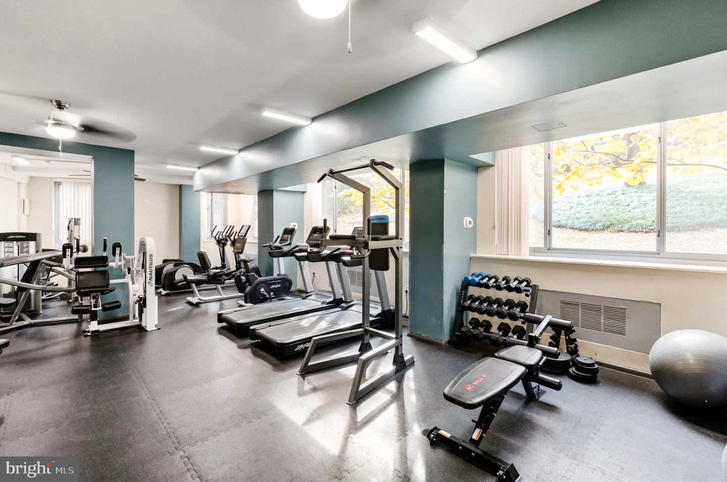 4200 CATHEDRAL AVE NW #815, WASHINGTON, District Of Columbia 20016, 1 Bedroom Bedrooms, ,1 BathroomBathrooms,Residential,For sale,4200 CATHEDRAL AVE NW #815,DCDC2230966 MLS # DCDC2230966