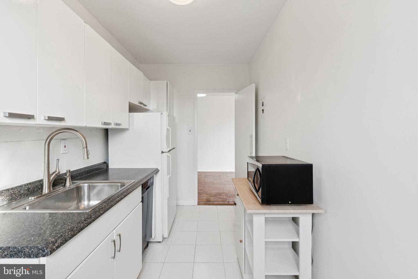 4200 CATHEDRAL AVE NW #815, WASHINGTON, District Of Columbia 20016, 1 Bedroom Bedrooms, ,1 BathroomBathrooms,Residential,For sale,4200 CATHEDRAL AVE NW #815,DCDC2230966 MLS # DCDC2230966