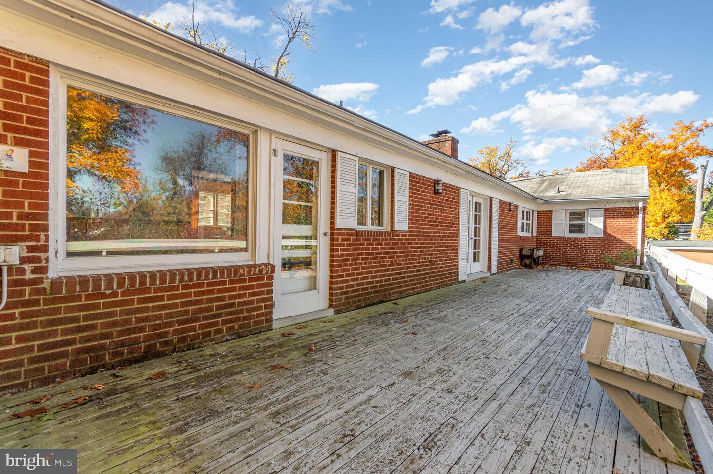 6478 WOODRIDGE RD, ALEXANDRIA, Virginia 22312, 4 Bedrooms Bedrooms, 6 Rooms Rooms,2 BathroomsBathrooms,Residential,For sale,6478 WOODRIDGE RD,VAFX2278374 MLS # VAFX2278374