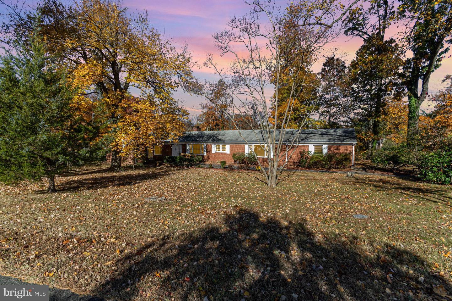 6478 WOODRIDGE RD, ALEXANDRIA, Virginia 22312, 4 Bedrooms Bedrooms, 6 Rooms Rooms,2 BathroomsBathrooms,Residential,For sale,6478 WOODRIDGE RD,VAFX2278374 MLS # VAFX2278374