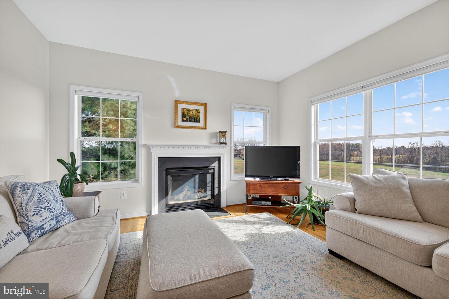 12380 MOUNTAIN RD, LOVETTSVILLE, Virginia 20180, 4 Bedrooms Bedrooms, 9 Rooms Rooms,2 BathroomsBathrooms,Residential,For sale,12380 MOUNTAIN RD,VALO2110768 MLS # VALO2110768