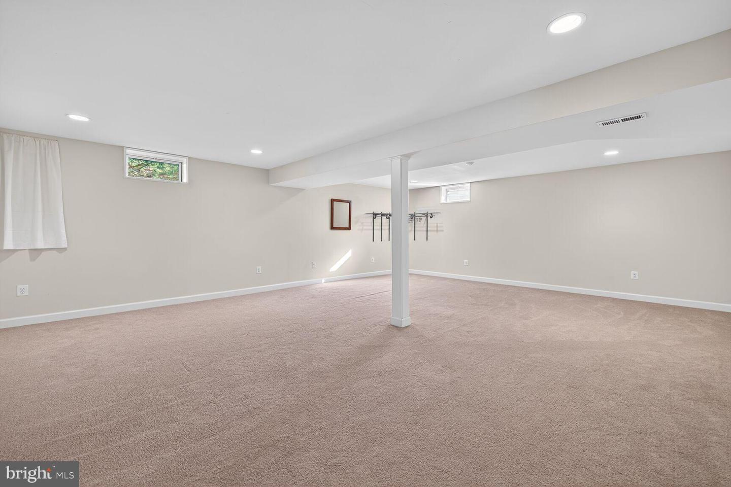 12380 MOUNTAIN RD, LOVETTSVILLE, Virginia 20180, 4 Bedrooms Bedrooms, 9 Rooms Rooms,2 BathroomsBathrooms,Residential,For sale,12380 MOUNTAIN RD,VALO2110768 MLS # VALO2110768