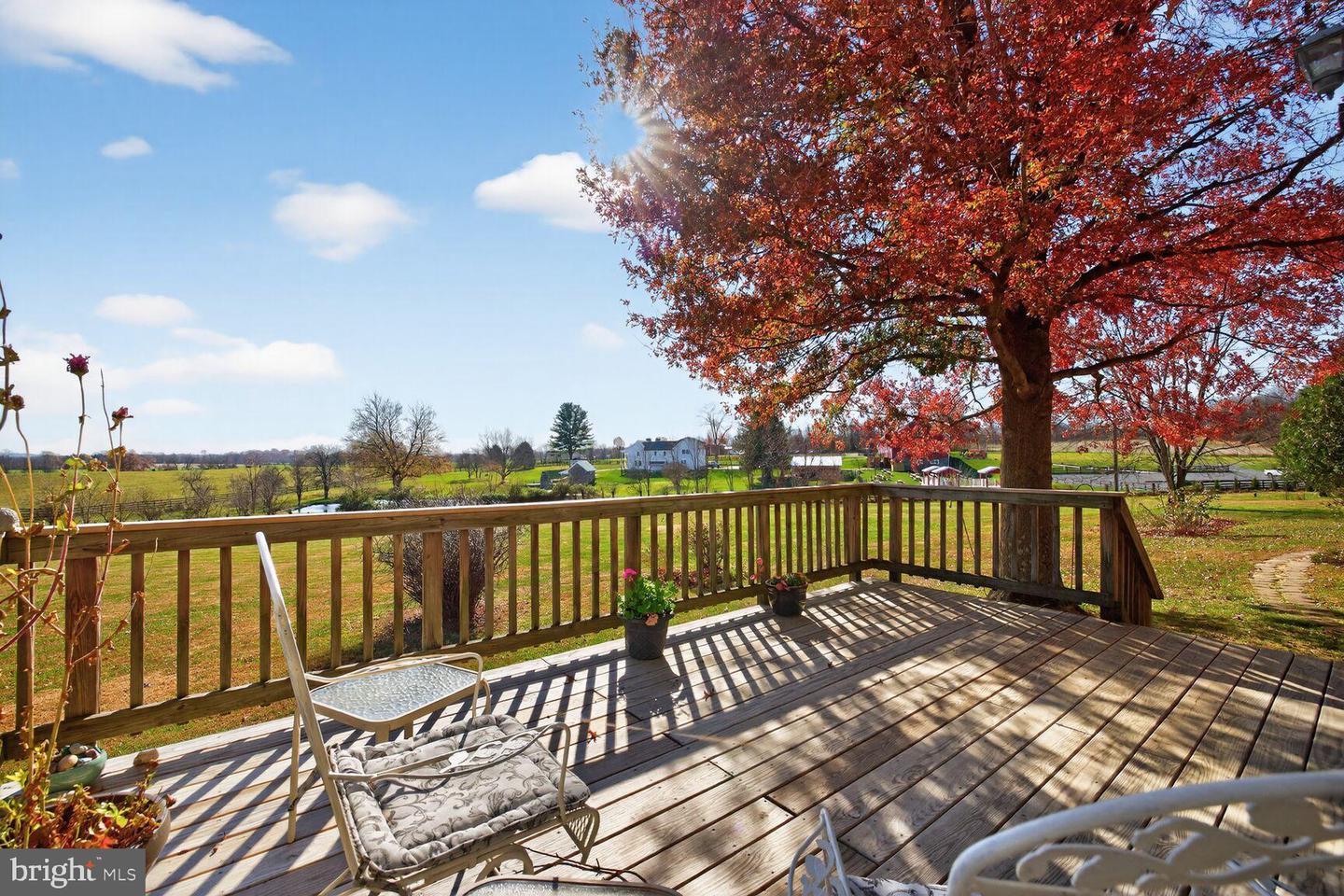 12380 MOUNTAIN RD, LOVETTSVILLE, Virginia 20180, 4 Bedrooms Bedrooms, 9 Rooms Rooms,2 BathroomsBathrooms,Residential,For sale,12380 MOUNTAIN RD,VALO2110768 MLS # VALO2110768