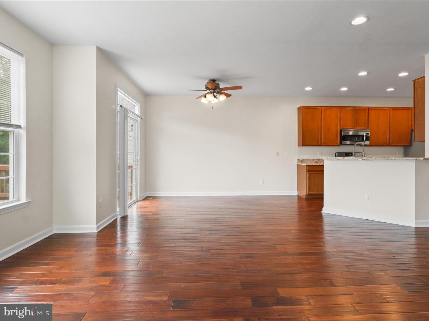 7684 AUDUBON MEADOW WAY, ALEXANDRIA, Virginia 22306, 3 Bedrooms Bedrooms, ,3 BathroomsBathrooms,Residential,For sale,7684 AUDUBON MEADOW WAY,VAFX2278296 MLS # VAFX2278296