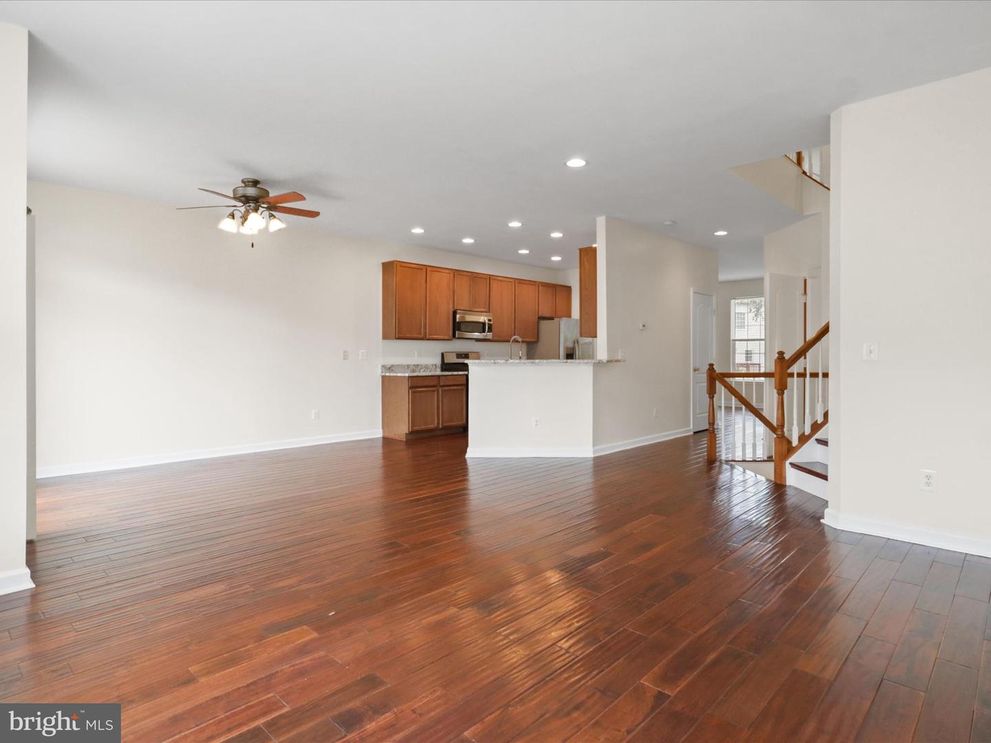 7684 AUDUBON MEADOW WAY, ALEXANDRIA, Virginia 22306, 3 Bedrooms Bedrooms, ,3 BathroomsBathrooms,Residential,For sale,7684 AUDUBON MEADOW WAY,VAFX2278296 MLS # VAFX2278296