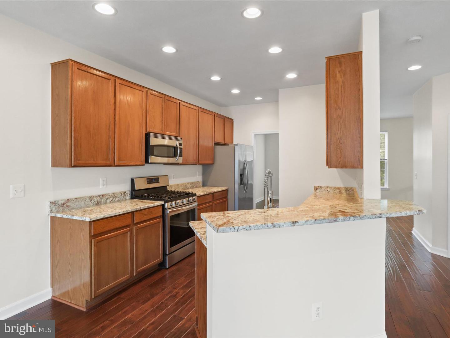 7684 AUDUBON MEADOW WAY, ALEXANDRIA, Virginia 22306, 3 Bedrooms Bedrooms, ,3 BathroomsBathrooms,Residential,For sale,7684 AUDUBON MEADOW WAY,VAFX2278296 MLS # VAFX2278296