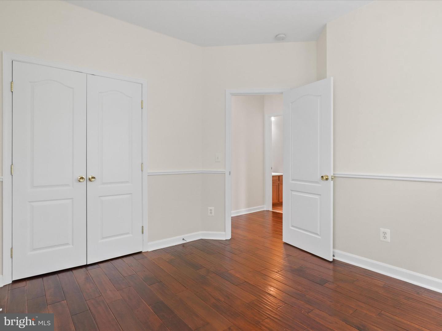 7684 AUDUBON MEADOW WAY, ALEXANDRIA, Virginia 22306, 3 Bedrooms Bedrooms, ,3 BathroomsBathrooms,Residential,For sale,7684 AUDUBON MEADOW WAY,VAFX2278296 MLS # VAFX2278296