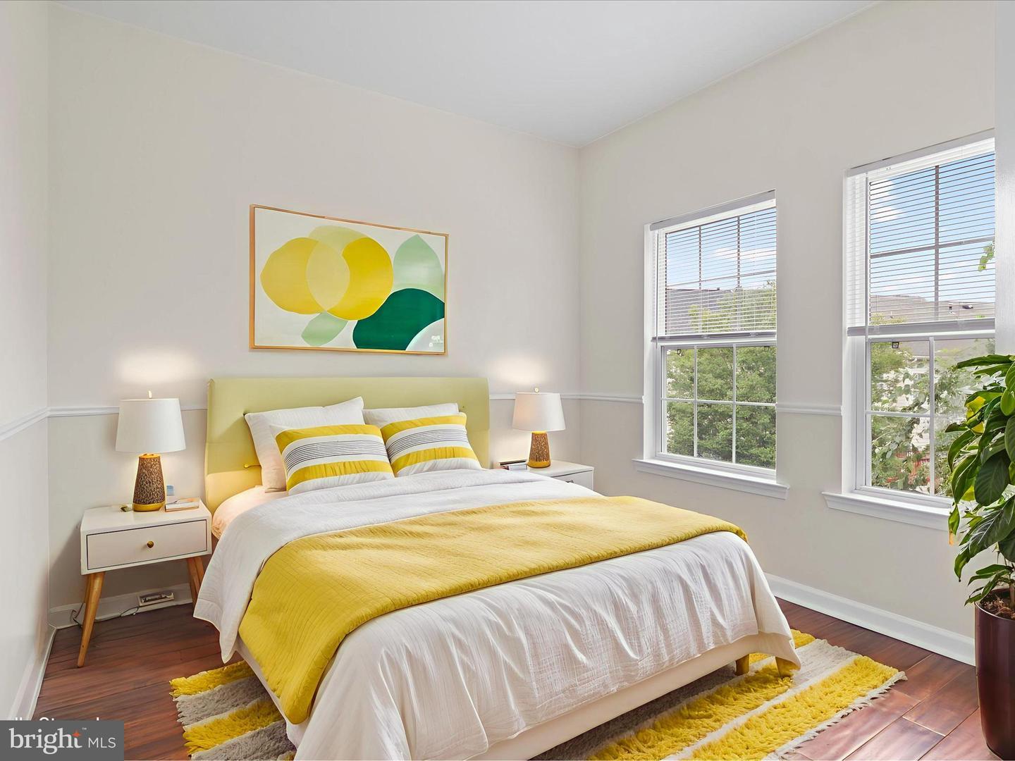 7684 AUDUBON MEADOW WAY, ALEXANDRIA, Virginia 22306, 3 Bedrooms Bedrooms, ,3 BathroomsBathrooms,Residential,For sale,7684 AUDUBON MEADOW WAY,VAFX2278296 MLS # VAFX2278296