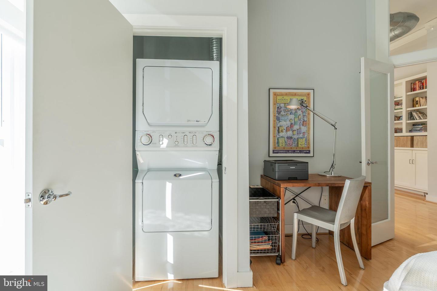 2380 CHAMPLAIN ST NW #15 NOW 305 PENTHOUSE, WASHINGTON, District Of Columbia 20009, 2 Bedrooms Bedrooms, 7 Rooms Rooms,2 BathroomsBathrooms,Residential,For sale,2380 CHAMPLAIN ST NW #15 NOW 305 PENTHOUSE,DCDC2230902 MLS # DCDC2230902