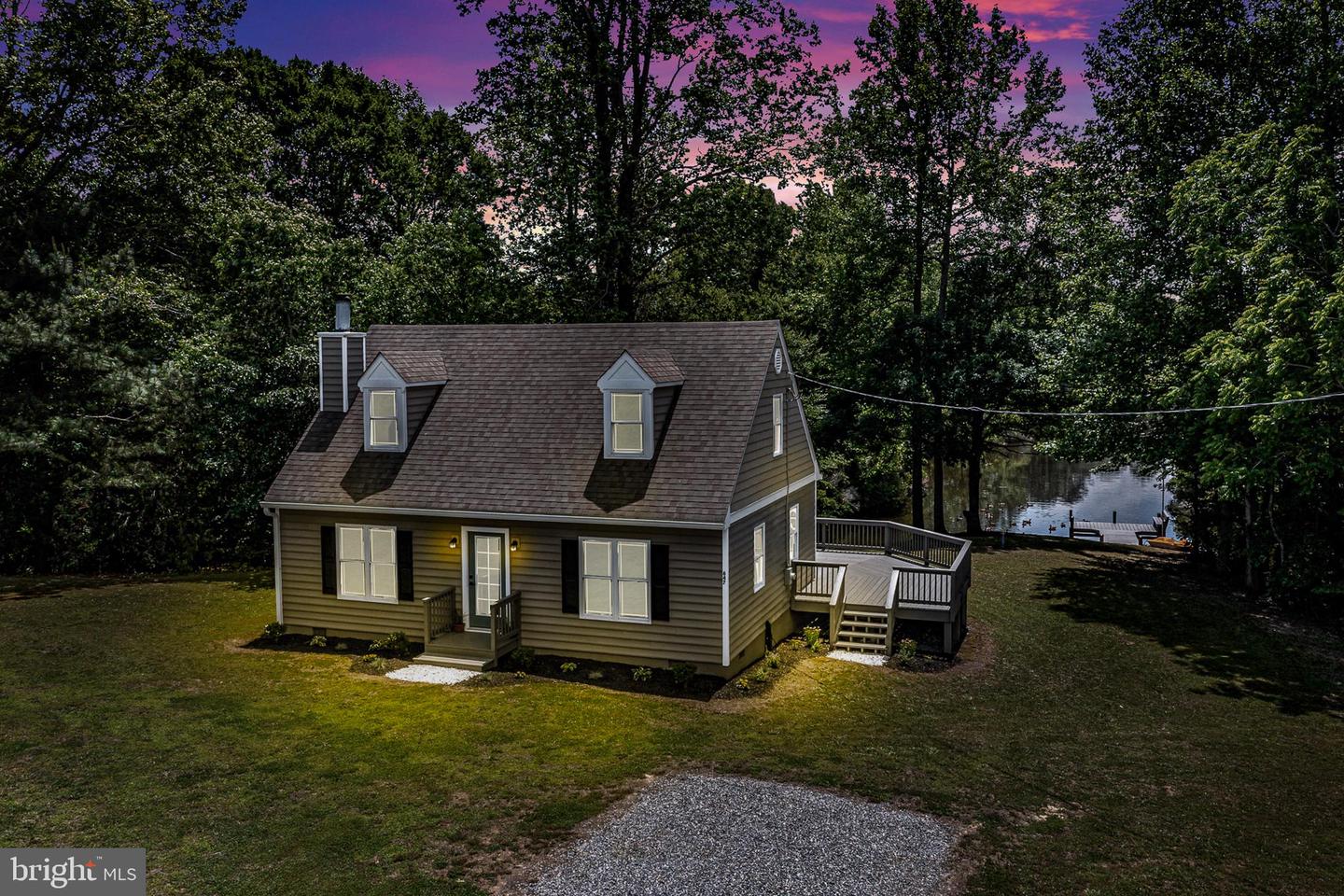 647 LAKEVIEW DR, HEATHSVILLE, Virginia 22473, 3 Bedrooms Bedrooms, 5 Rooms Rooms,2 BathroomsBathrooms,Residential,For sale,647 LAKEVIEW DR,VANV2001806 MLS # VANV2001806