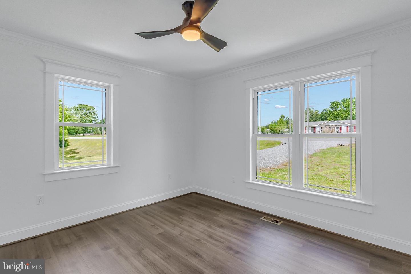 647 LAKEVIEW DR, HEATHSVILLE, Virginia 22473, 3 Bedrooms Bedrooms, 5 Rooms Rooms,2 BathroomsBathrooms,Residential,For sale,647 LAKEVIEW DR,VANV2001806 MLS # VANV2001806