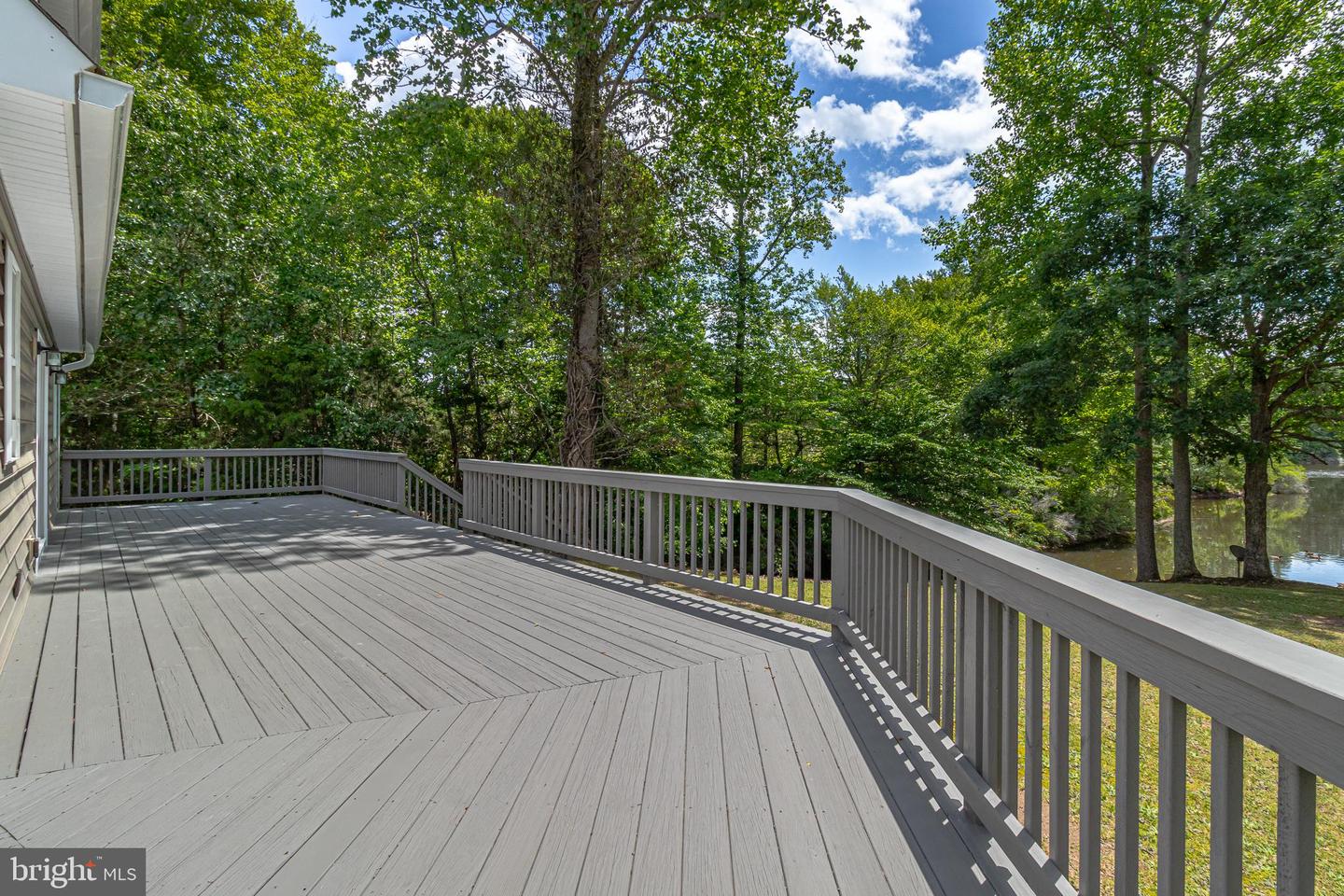 647 LAKEVIEW DR, HEATHSVILLE, Virginia 22473, 3 Bedrooms Bedrooms, 5 Rooms Rooms,2 BathroomsBathrooms,Residential,For sale,647 LAKEVIEW DR,VANV2001806 MLS # VANV2001806