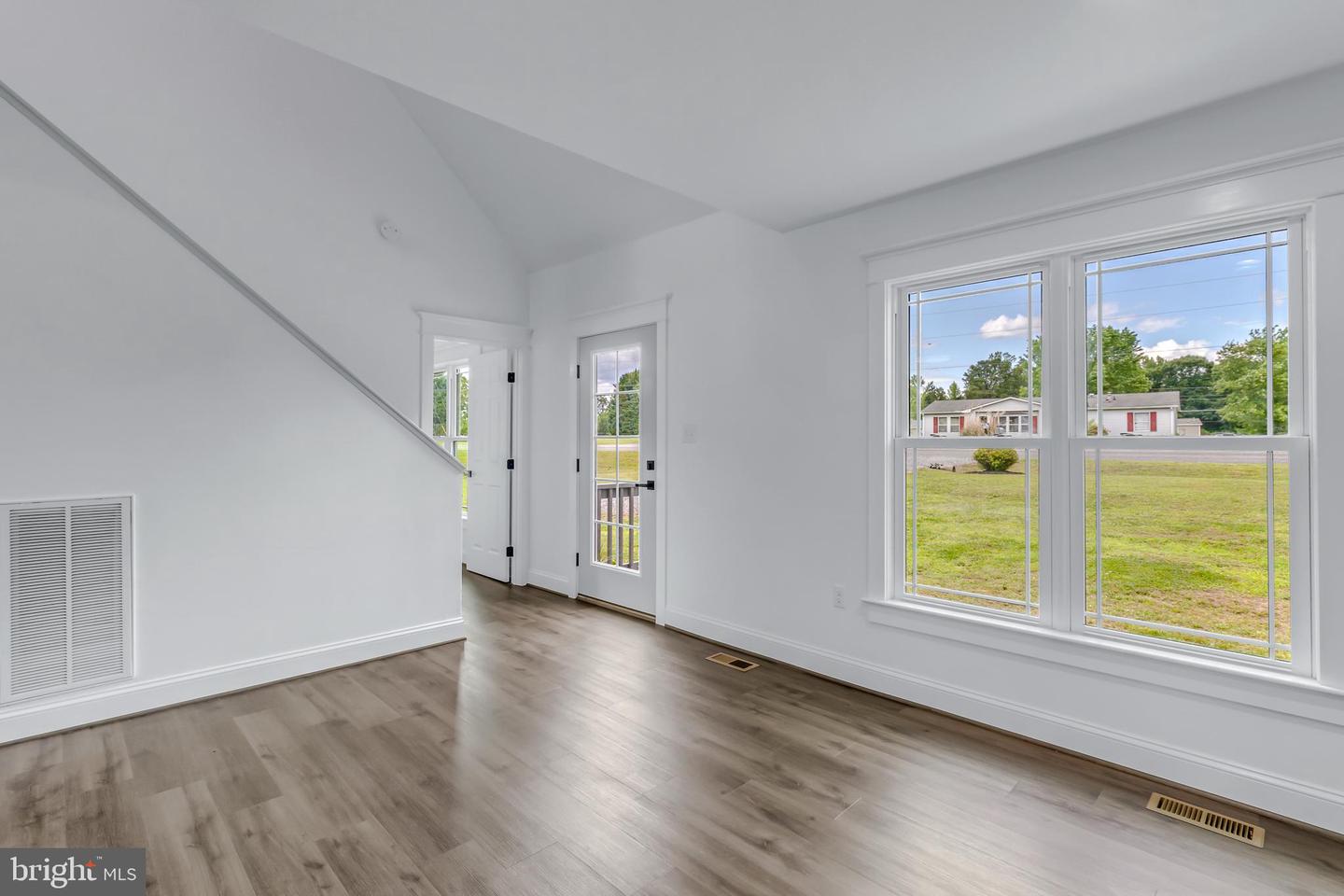 647 LAKEVIEW DR, HEATHSVILLE, Virginia 22473, 3 Bedrooms Bedrooms, 5 Rooms Rooms,2 BathroomsBathrooms,Residential,For sale,647 LAKEVIEW DR,VANV2001806 MLS # VANV2001806