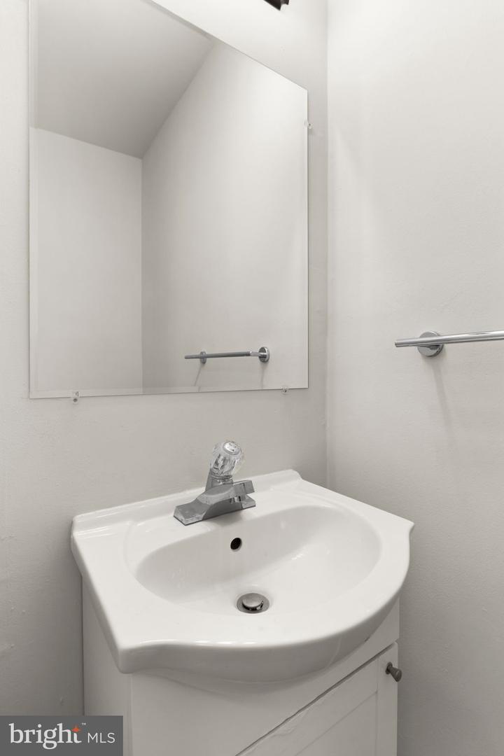 129 HICKOK CIR, FREDERICKSBURG, Virginia 22401, 3 Bedrooms Bedrooms, ,1 BathroomBathrooms,Residential,For sale,129 HICKOK CIR,VAFB2009268 MLS # VAFB2009268