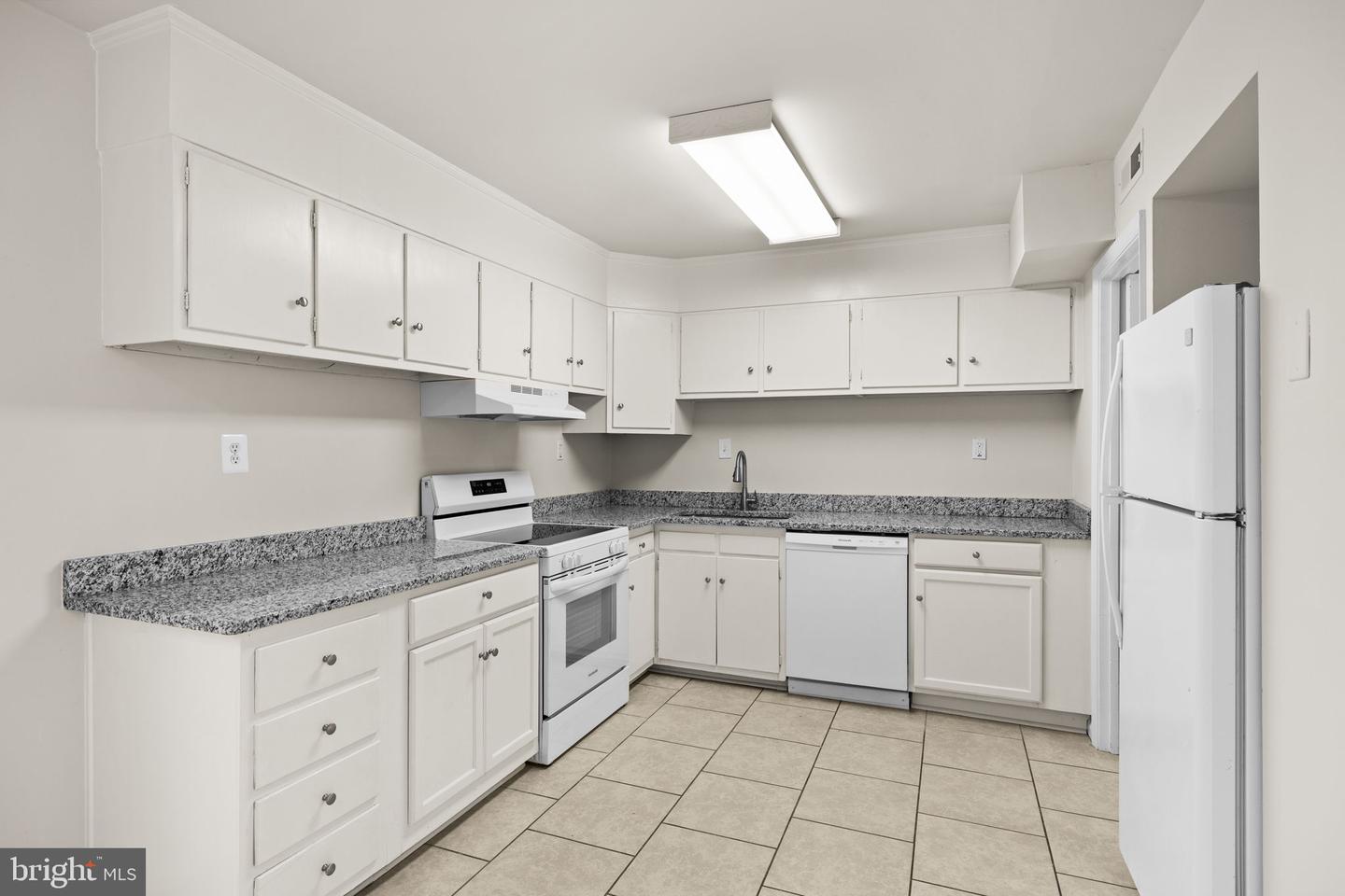 129 HICKOK CIR, FREDERICKSBURG, Virginia 22401, 3 Bedrooms Bedrooms, ,1 BathroomBathrooms,Residential,For sale,129 HICKOK CIR,VAFB2009268 MLS # VAFB2009268