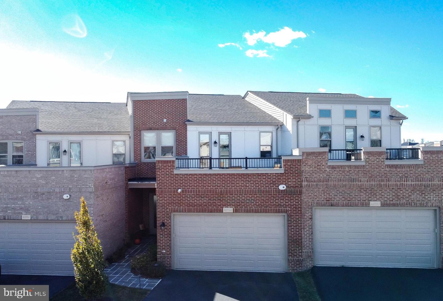 42789 MACBETH TER, ASHBURN, Virginia 20148, 4 Bedrooms Bedrooms, ,3 BathroomsBathrooms,Residential,For sale,42789 MACBETH TER,VALO2110778 MLS # VALO2110778 42789 MACBETH TER, ASHBURN, Virginia 20148, 4 Bedrooms Bedrooms, ,3 BathroomsBathrooms,Residential,For sale,42789 MACBETH TER,VALO2110778 MLS # VALO2110778