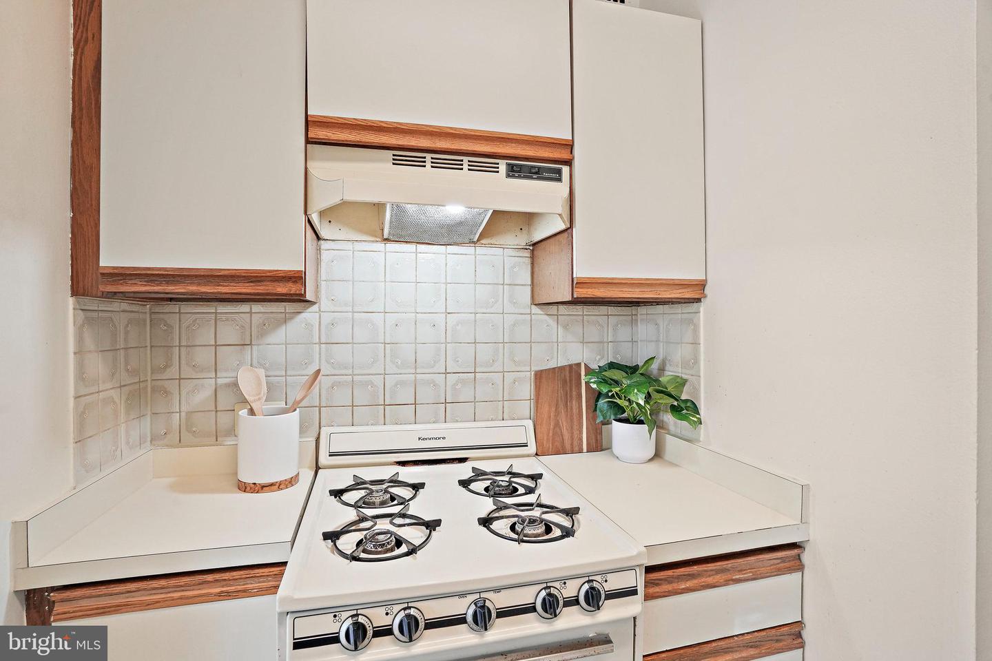 3601 WISCONSIN AVE NW #204, WASHINGTON, District Of Columbia 20016, 1 Bedroom Bedrooms, ,1 BathroomBathrooms,Residential,For sale,3601 WISCONSIN AVE NW #204,DCDC2230922 MLS # DCDC2230922