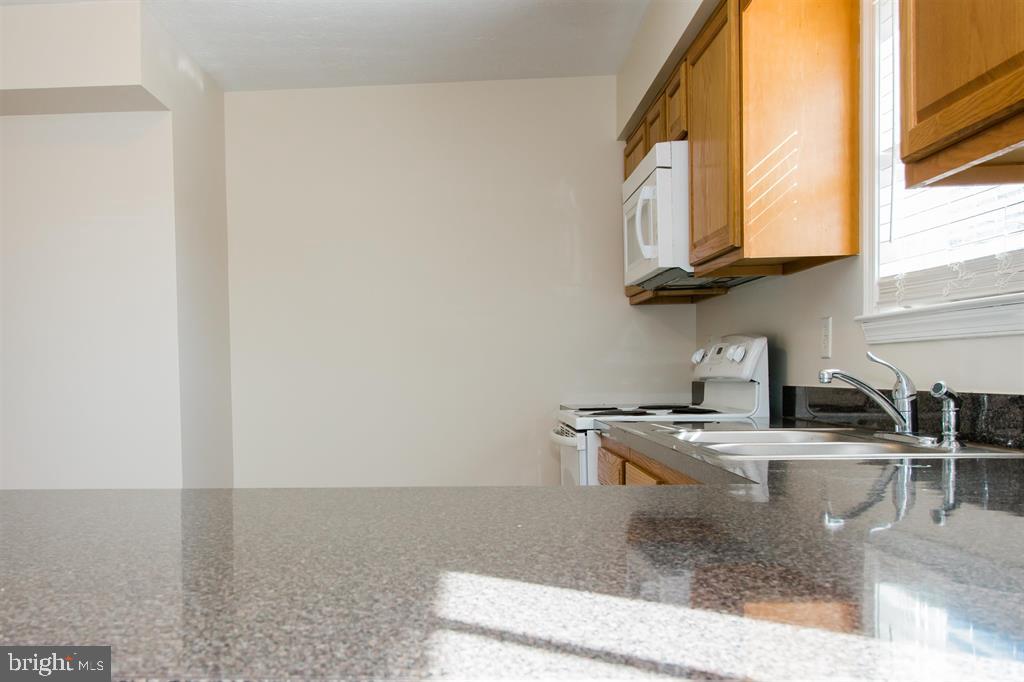 446 SUMMIT N, WOODSTOCK, Virginia 22664, 3 Bedrooms Bedrooms, ,2 BathroomsBathrooms,Residential,For sale,446 SUMMIT N,VASH2012948 MLS # VASH2012948