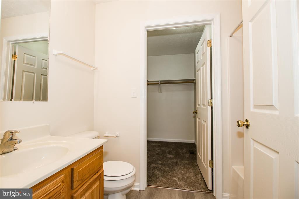 446 SUMMIT N, WOODSTOCK, Virginia 22664, 3 Bedrooms Bedrooms, ,2 BathroomsBathrooms,Residential,For sale,446 SUMMIT N,VASH2012948 MLS # VASH2012948