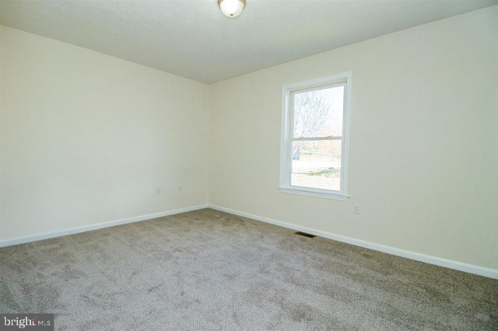 446 SUMMIT N, WOODSTOCK, Virginia 22664, 3 Bedrooms Bedrooms, ,2 BathroomsBathrooms,Residential,For sale,446 SUMMIT N,VASH2012948 MLS # VASH2012948