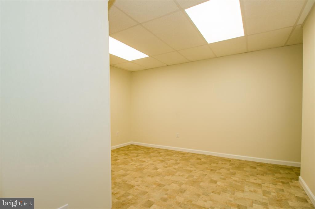 446 SUMMIT N, WOODSTOCK, Virginia 22664, 3 Bedrooms Bedrooms, ,2 BathroomsBathrooms,Residential,For sale,446 SUMMIT N,VASH2012948 MLS # VASH2012948