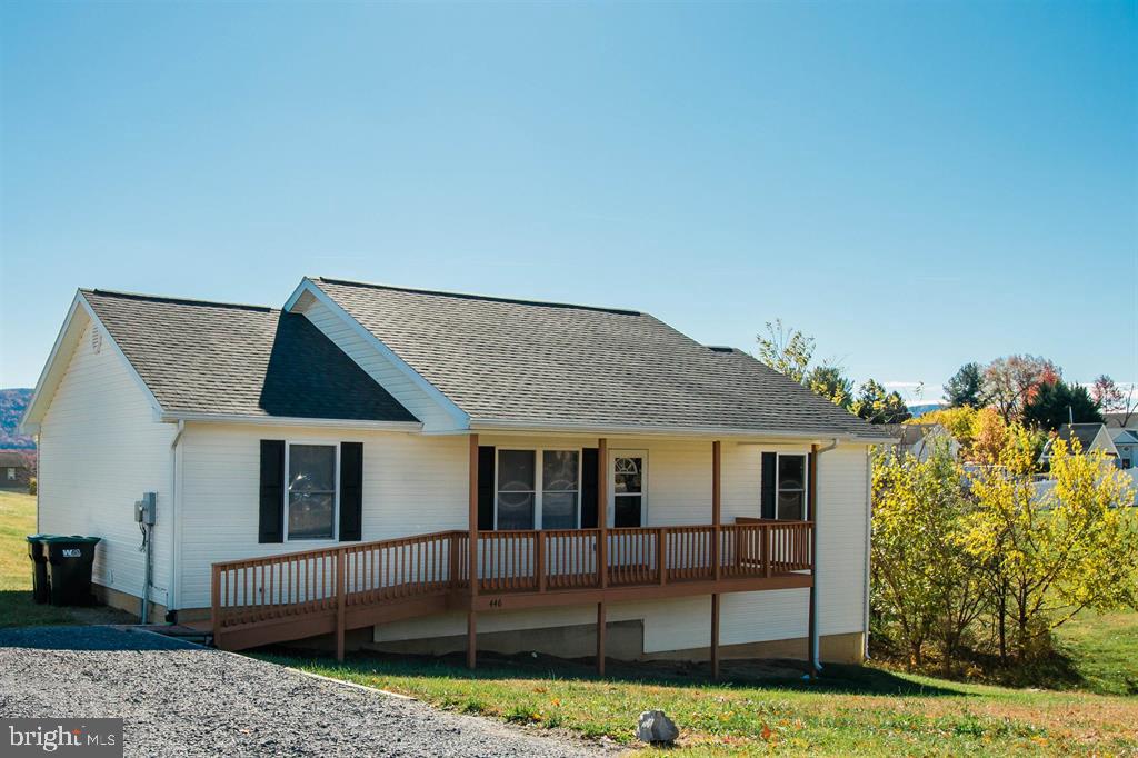 446 SUMMIT N, WOODSTOCK, Virginia 22664, 3 Bedrooms Bedrooms, ,2 BathroomsBathrooms,Residential,For sale,446 SUMMIT N,VASH2012948 MLS # VASH2012948
